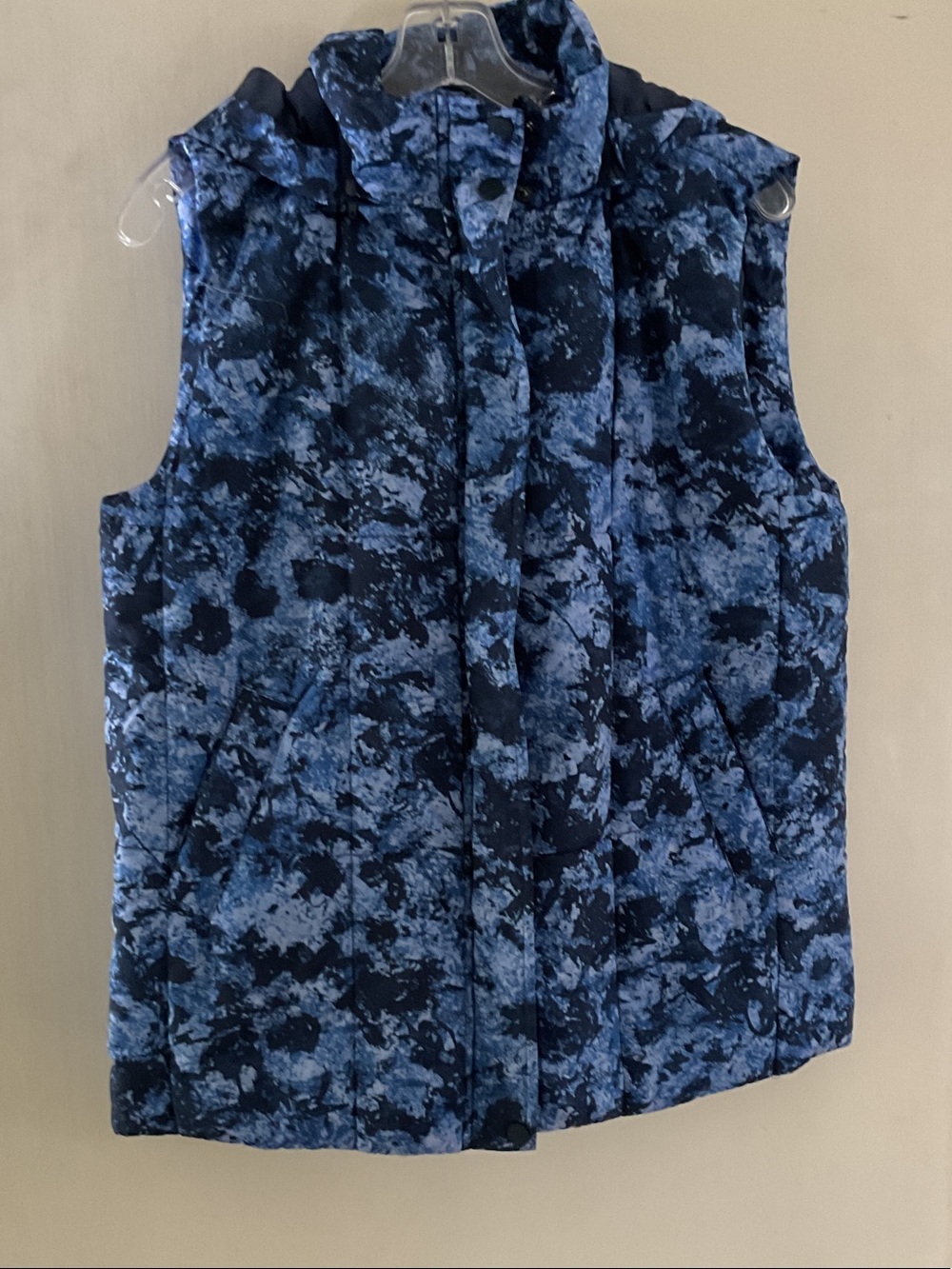 Susan Graver Blue Printed Quilted Sleeveless Vest Zippered Hood